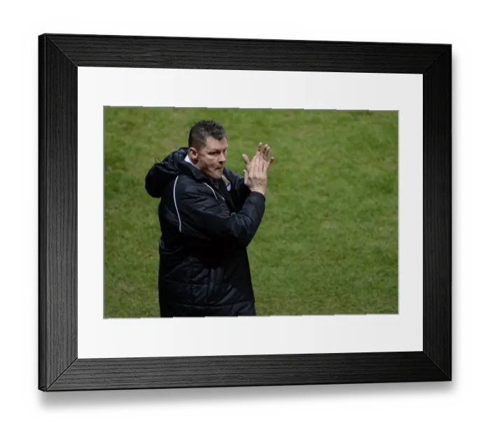 Framed Print : Steve Cotterill and Bristol City in Johnstone's Paint Trophy Final Against Gillingham, 2015