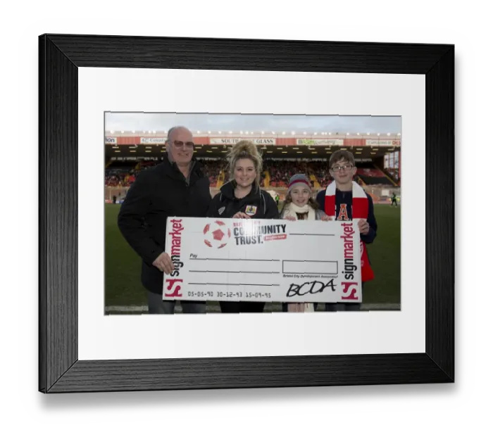 Framed Print : Bristol City vs Fleetwood Town: Sky Bet League One Clash at Ashton Gate - 01 / 02 / 2015 (Football Match)