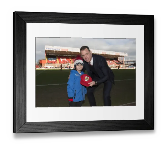 Framed Print : Bristol City vs Fleetwood Town Clash in Sky Bet League One at Ashton Gate, 01 / 02 / 2015