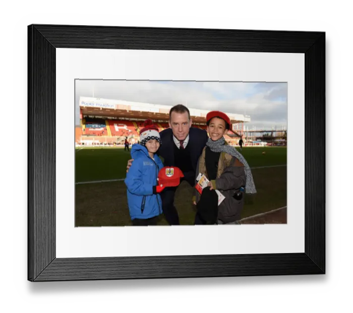 Framed Print : Football Rivalry: Bristol City vs Fleetwood Town Clash at Ashton Gate (January 2015) Framed Print : Football Rivalry: Bristol City vs Fleetwood Town Clash at Ashton Gate (January 2015)