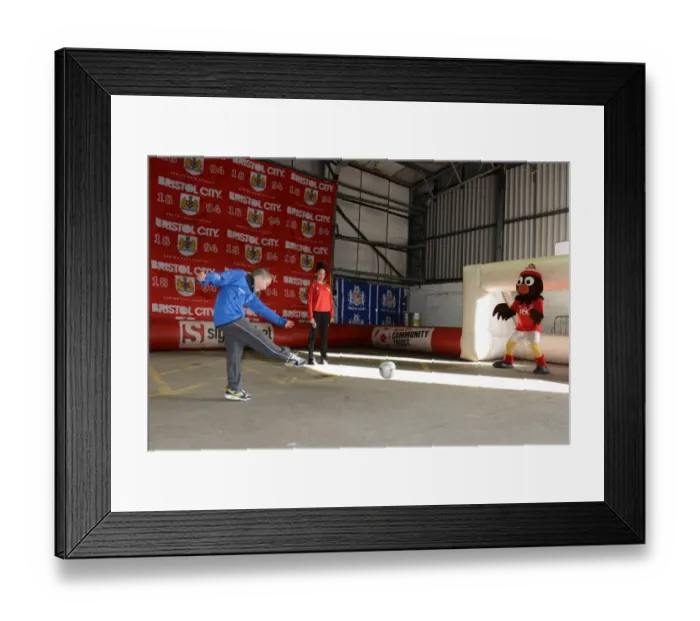 Framed Print : Bristol City vs Fleetwood Town: Sky Bet League One Clash at Ashton Gate - January 2015 Framed Print : Bristol City vs Fleetwood Town: Sky Bet League One Clash at Ashton Gate - January 2015
