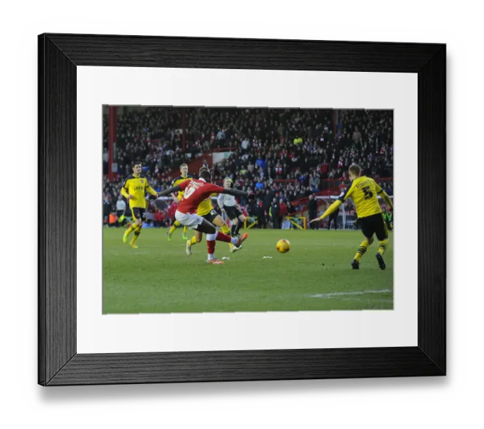 Framed Print : Bristol City's Jay Emmanuel-Thomas Scores the Winning Goal Against Fleetwood Town, Sky Bet League One, Ashton Gate