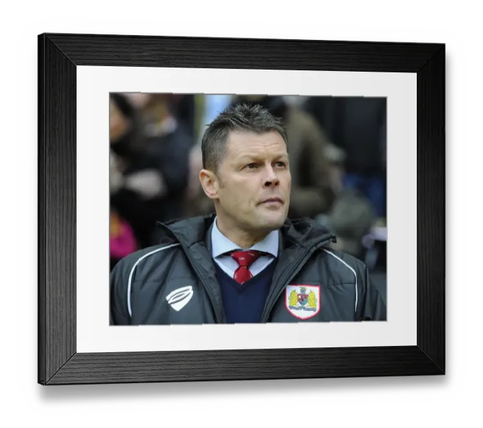 Framed Print : Steve Cotterill Leads Bristol City at Stadium MK against MK Dons, Sky Bet League One (07.02.2015) Framed Print : Steve Cotterill Leads Bristol City at Stadium MK against MK Dons, Sky Bet League One (07.02.2015)