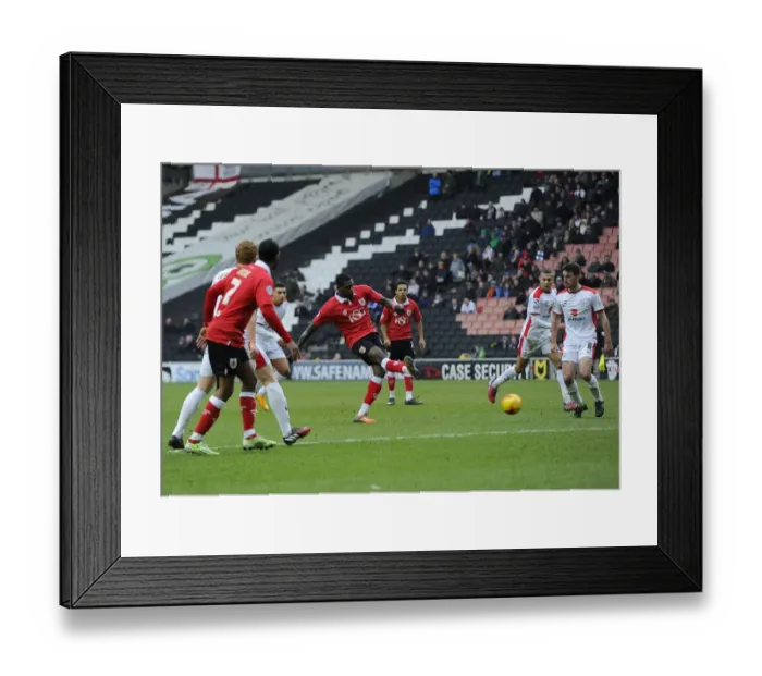Framed Print : Jay Emmanuel-Thomas Scores for Bristol City against MK Dons, Stadium MK - 07 / 02 / 2015 Framed Print : Jay Emmanuel-Thomas Scores for Bristol City against MK Dons, Stadium MK - 07 / 02 / 2015