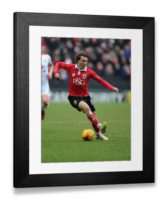 Framed Print : Luke Freeman in Action: Milton Keynes Derby, MK Dons vs. Bristol City (2015)