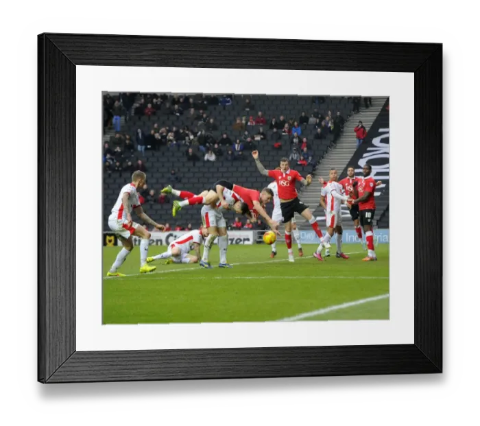 Framed Print : Controversial Fall: Matt Smith of Bristol City at MK Dons, February 2015 Framed Print : Controversial Fall: Matt Smith of Bristol City at MK Dons, February 2015