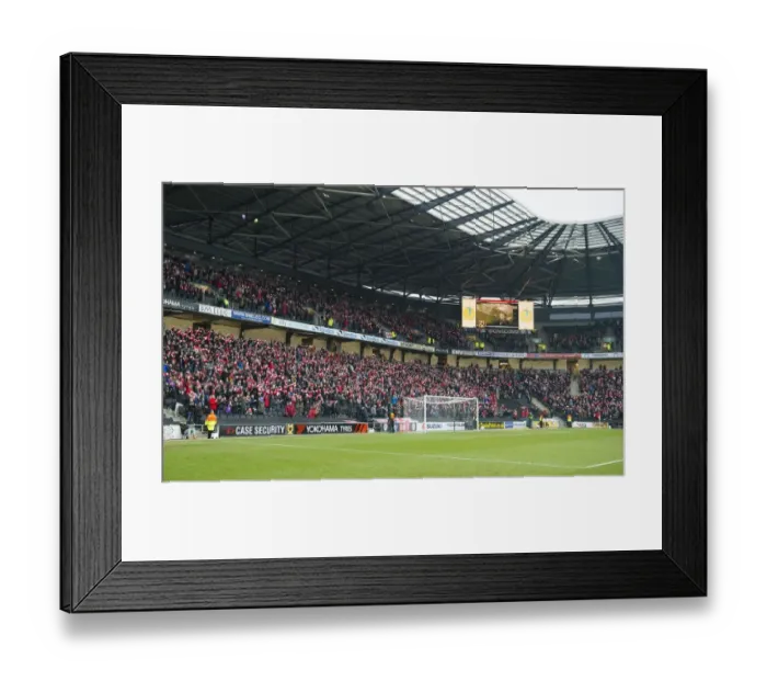Framed Print : 5, 000 Strong: Unified Support of Bristol City Fans at MK Dons Match, Sky Bet League One