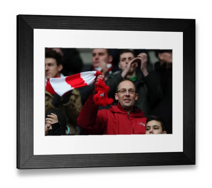 Framed Print : Bristol City Fans in Full Force: Milton Keynes Showdown against MK Dons (February 7, 2015) Framed Print : Bristol City Fans in Full Force: Milton Keynes Showdown against MK Dons (February 7, 2015)