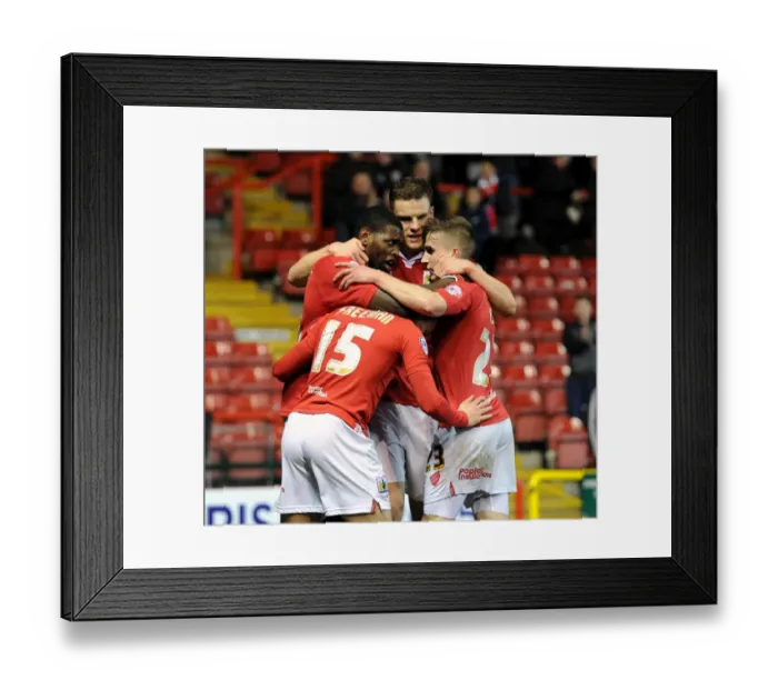 Framed Print : Bristol City Celebrates: Jay Emmanuel-Thomas Scores Against Port Vale, Sky Bet League One, 2015 Framed Print : Bristol City Celebrates: Jay Emmanuel-Thomas Scores Against Port Vale, Sky Bet League One, 2015
