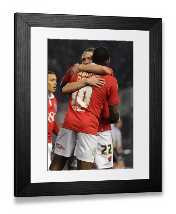 Framed Print : Bristol City: Jay Emmanuel-Thomas and Luke Ayling Celebrate Goal Against Port Vale, Sky Bet League One