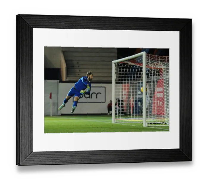 Framed Print : Bristol City's Joe Bryan Scores the Dramatic Winning Goal in Sky Bet League One