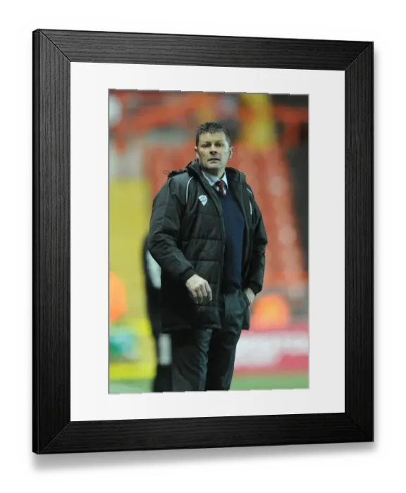 Framed Print : Steve Cotterill Leads Bristol City in Sky Bet League One Match Against Port Vale (February 10, 2015)