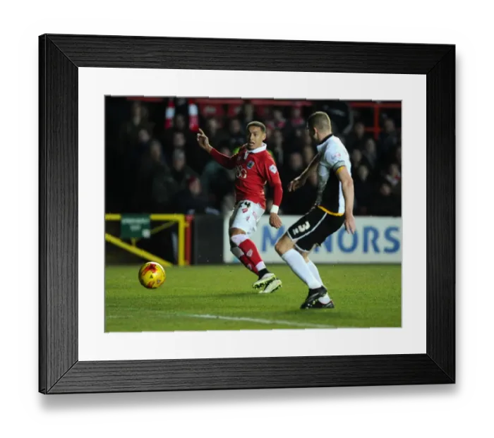 Framed Print : Bristol City's James Tavernier Crosses the Ball in Sky Bet League One Clash Against Port Vale Framed Print : Bristol City's James Tavernier Crosses the Ball in Sky Bet League One Clash Against Port Vale