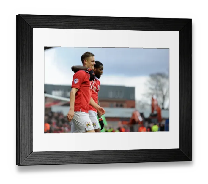 Framed Print : Bristol City: Smith and Emmanuel-Thomas Celebrate Goal Against Sheffield United, February 14, 2015