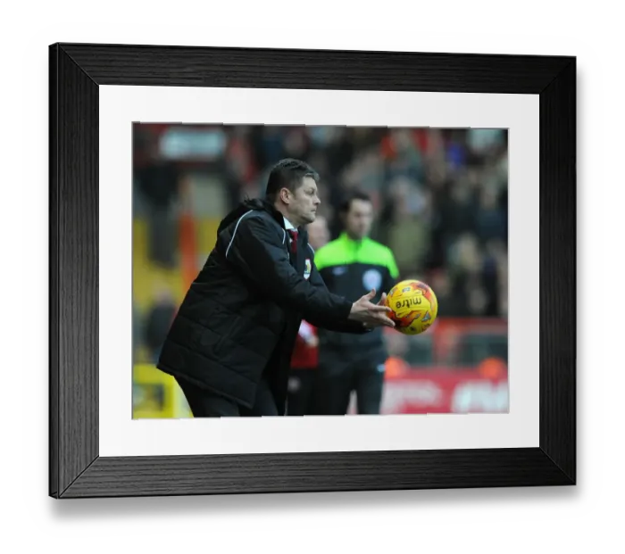 Framed Print : Steve Cotterill and Bristol City Face Sheffield United in Sky Bet League One Clash, February 2015 Framed Print : Steve Cotterill and Bristol City Face Sheffield United in Sky Bet League One Clash, February 2015