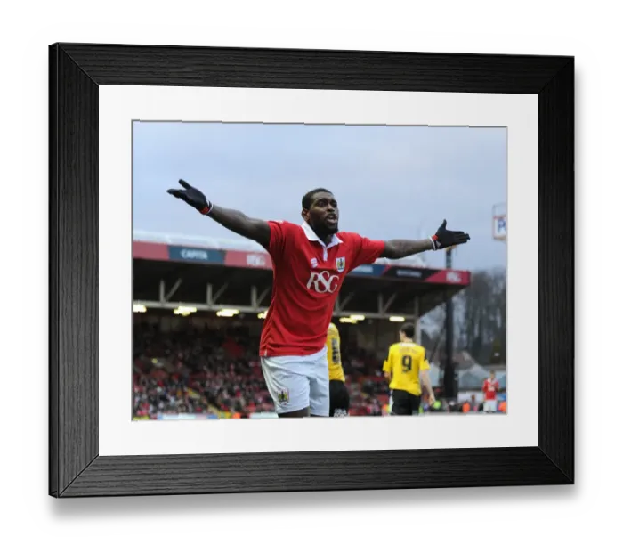 Framed Print : Jay Emmanuel-Thomas in Action: Bristol City vs Sheffield United, Ashton Gate, 2015 Framed Print : Jay Emmanuel-Thomas in Action: Bristol City vs Sheffield United, Ashton Gate, 2015