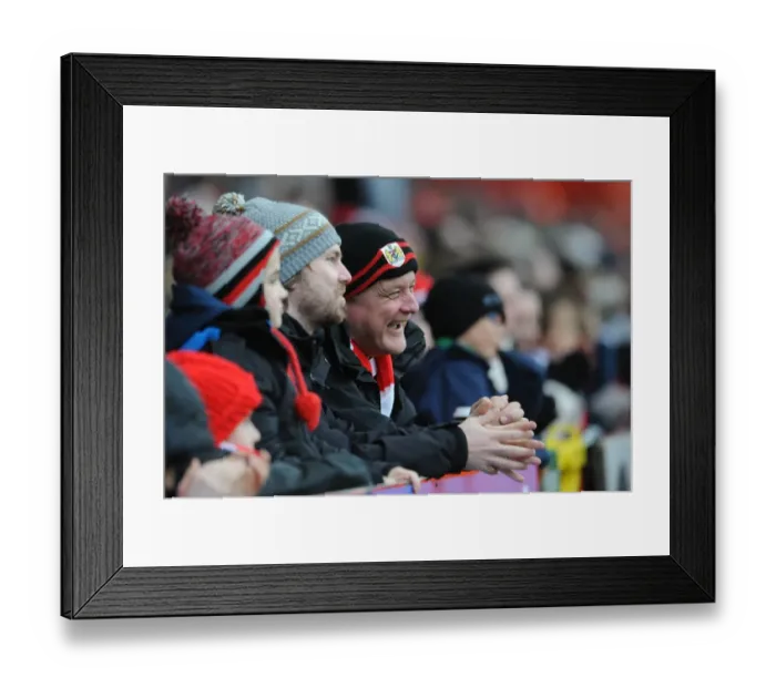 Framed Print : Intense Rivalry: The Battle at Ashton Gate - Bristol City vs Sheffield United, February 14, 2015 Framed Print : Intense Rivalry: The Battle at Ashton Gate - Bristol City vs Sheffield United, February 14, 2015