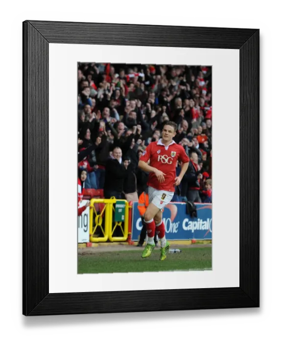 Framed Print : Matt Smith's Euphoric Goal: Bristol City's Triumph Over Sheffield United (February 14, 2015) Framed Print : Matt Smith's Euphoric Goal: Bristol City's Triumph Over Sheffield United (February 14, 2015)