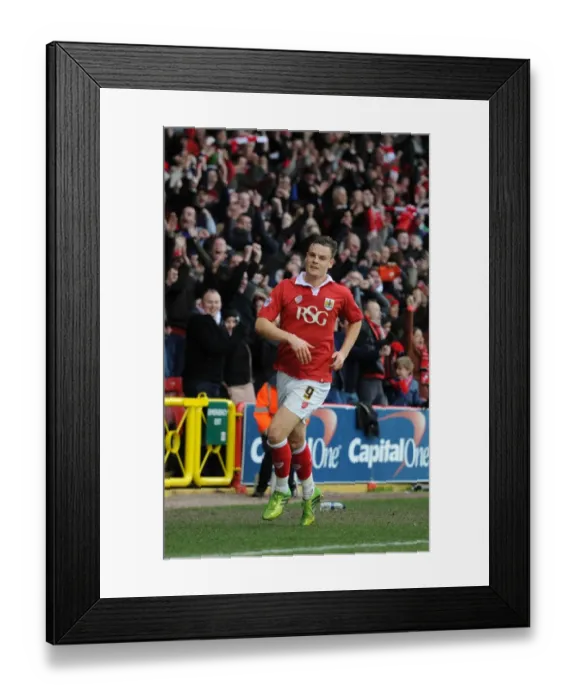 Framed Print : Matt Smith's Euphoric Goal Celebration: A Thrilling Moment from Bristol City vs. Sheffield United (February 14, 2015) Framed Print : Matt Smith's Euphoric Goal Celebration: A Thrilling Moment from Bristol City vs. Sheffield United (February 14, 2015)