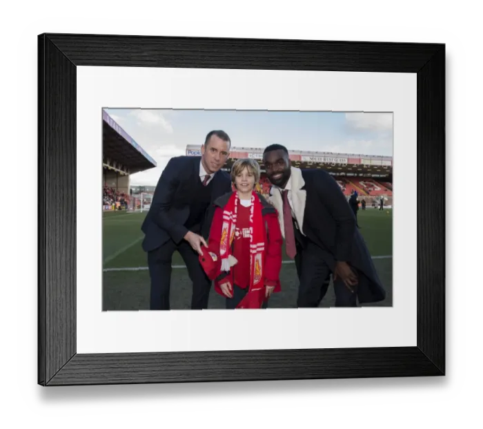 Framed Print : Intense Rivalry: Bristol City vs Sheffield United, Ashton Gate, February 14, 2015 - Football Match Framed Print : Intense Rivalry: Bristol City vs Sheffield United, Ashton Gate, February 14, 2015 - Football Match