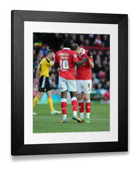 Framed Print : Reflecting on a Missed Opportunity: Jay Emmanuel-Thomas and Matt Smith of Bristol City Framed Print : Reflecting on a Missed Opportunity: Jay Emmanuel-Thomas and Matt Smith of Bristol City