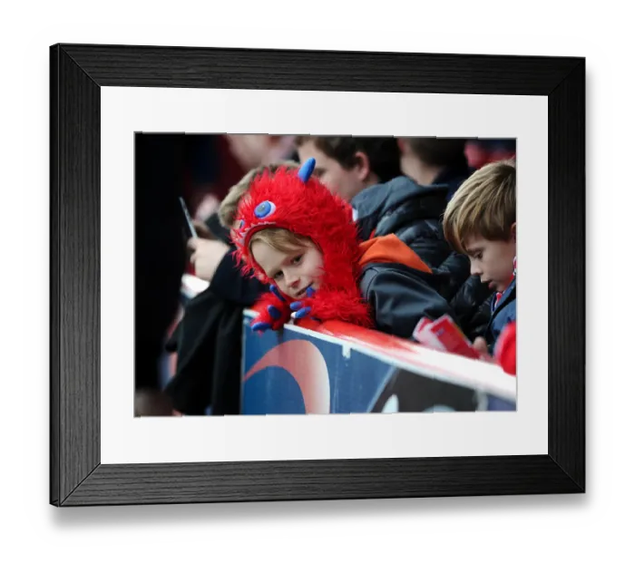 Framed Print : Intense Football Rivalry: Bristol City vs Sheffield United at Ashton Gate, 14 / 02 / 2015