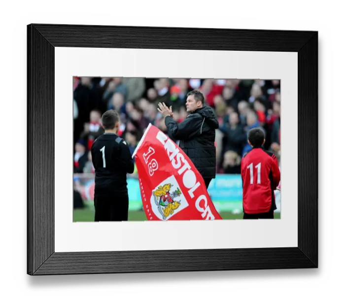 Framed Print : Steve Cotterill Leads Bristol City Against Sheffield United in Sky Bet League One, February 2015
