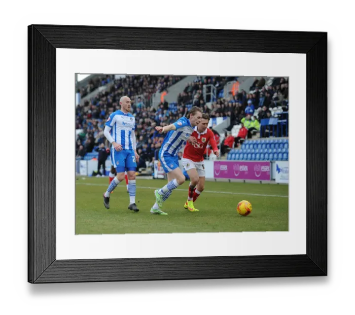 Framed Print : Bristol City's Luke Freeman vs Elliott Hewitt in Colchester United Clash, Sky Bet League One, 2015
