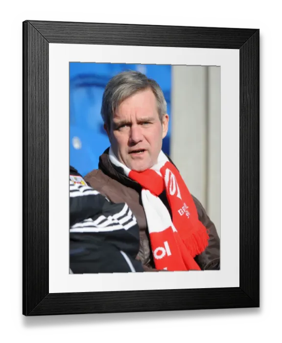 Framed Print : Unwavering Support: Bristol City's Battle in Sky Bet League One at Colchester United (February 2015) Framed Print : Unwavering Support: Bristol City's Battle in Sky Bet League One at Colchester United (February 2015)