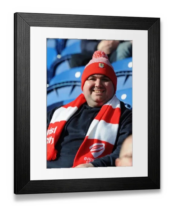 Framed Print : Bristol City's Unstoppable Force: Sky Bet League One Showdown vs Colchester United (February 2015)