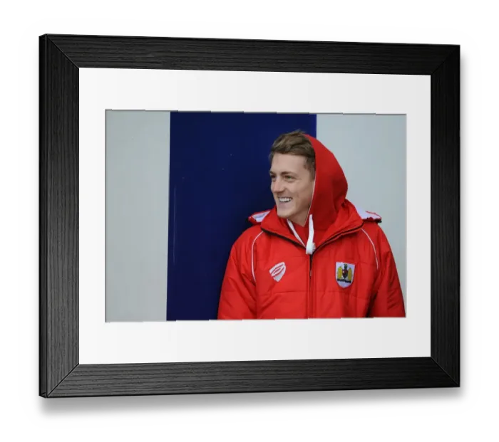 Framed Print : George Saville in Action: Colchester United vs. Bristol City, Sky Bet League One, 2015