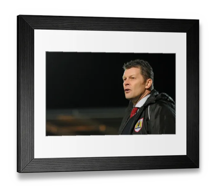 Framed Print : Steve Cotterill Leads Bristol City at Doncaster Rovers, Sky Bet League One (February 2015) Framed Print : Steve Cotterill Leads Bristol City at Doncaster Rovers, Sky Bet League One (February 2015)
