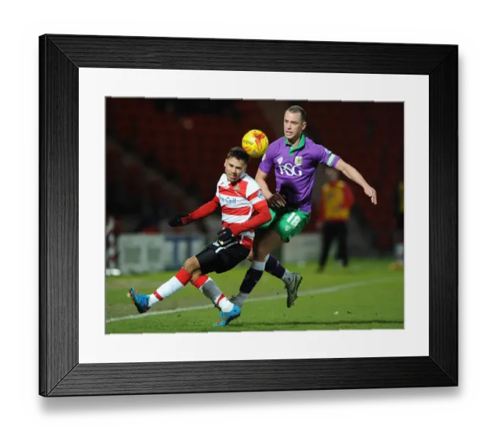 Framed Print : Bristol City's Wilbraham Closes In on Forrester in Doncaster Showdown Framed Print : Bristol City's Wilbraham Closes In on Forrester in Doncaster Showdown