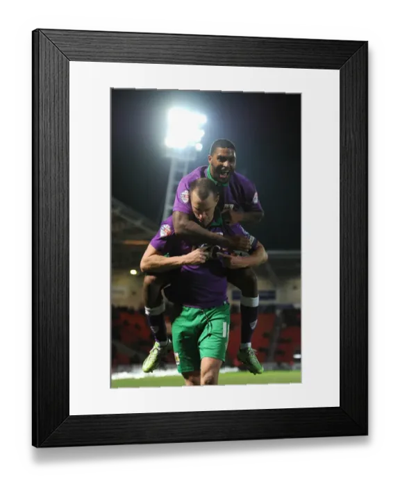 Framed Print : Bristol City's Aaron Wilbraham and Mark Little Celebrate Goal Against Doncaster Rovers, Sky Bet League One, 2015
