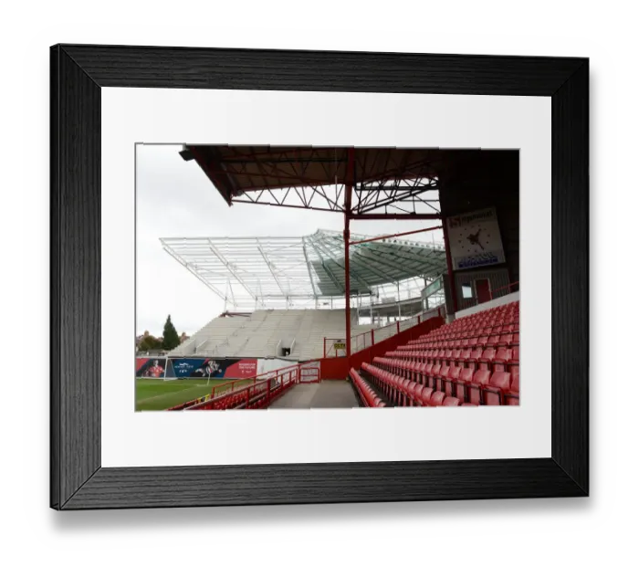 Framed Print : Intense Rivalry: Football Showdown - Bristol City vs Rochdale, Ashton Gate, 2015 Framed Print : Intense Rivalry: Football Showdown - Bristol City vs Rochdale, Ashton Gate, 2015