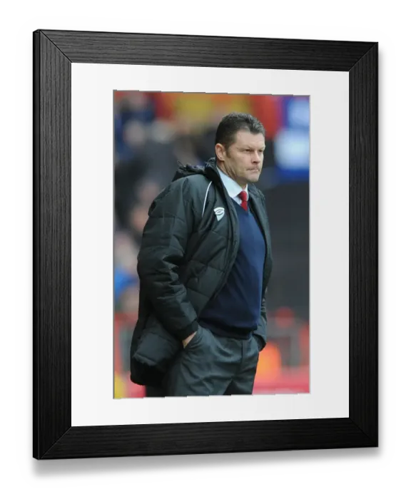 Framed Print : Steve Cotterill Leads Bristol City Against Rochdale in Sky Bet League One, 28 / 02 / 2015 Framed Print : Steve Cotterill Leads Bristol City Against Rochdale in Sky Bet League One, 28 / 02 / 2015