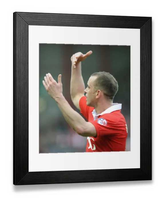 Framed Print : Bristol City's Aaron Wilbraham in Action Against Rochdale, Sky Bet League One, February 2015