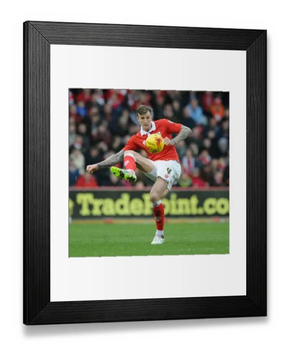 Framed Print : Aden Flint in Action: Bristol City vs Rochdale FC, Sky Bet League One (February 2015)