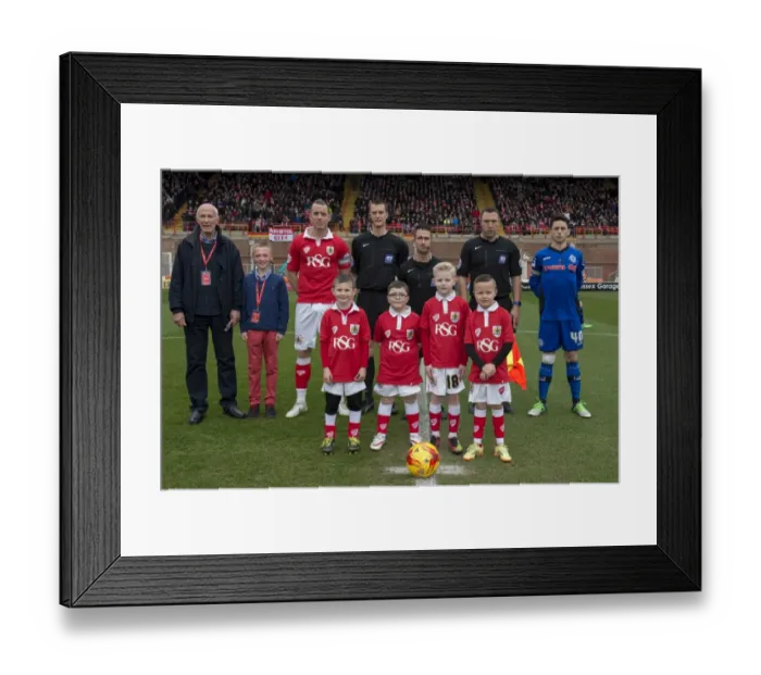 Framed Print : Bristol City vs Rochdale Football Rumble at Ashton Gate - February 2015