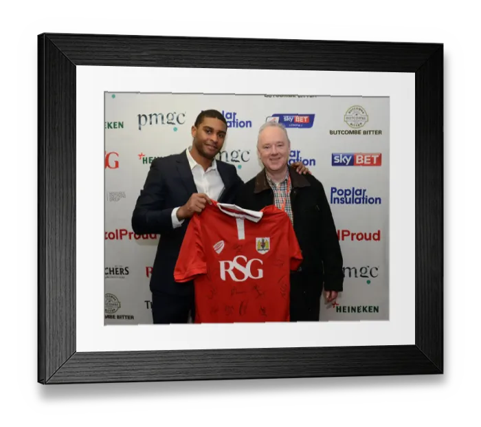 Framed Print : Bristol City FC: Man of the Match Honors vs. Rochdale AFC at Ashton Gate, February 2015 Framed Print : Bristol City FC: Man of the Match Honors vs. Rochdale AFC at Ashton Gate, February 2015