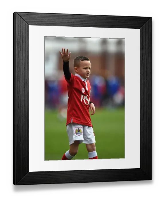 Framed Print : Sky Bet League One: Showdown at Ashton Gate - Bristol City vs Rochdale, 28 February 2015 Framed Print : Sky Bet League One: Showdown at Ashton Gate - Bristol City vs Rochdale, 28 February 2015