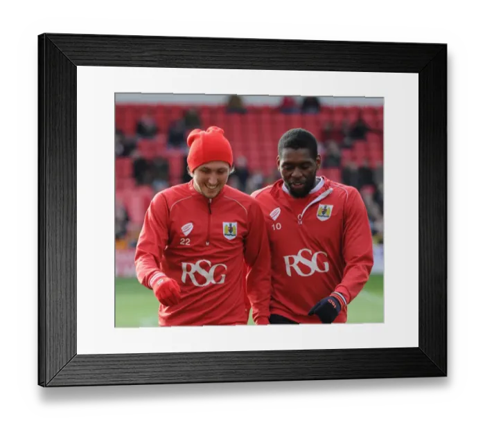 Framed Print : Bristol City Football Club: Luke Ayling and Jay Emmanuel-Thomas Warming Up Ahead of Bristol City vs Rochdale (February 28, 2015)