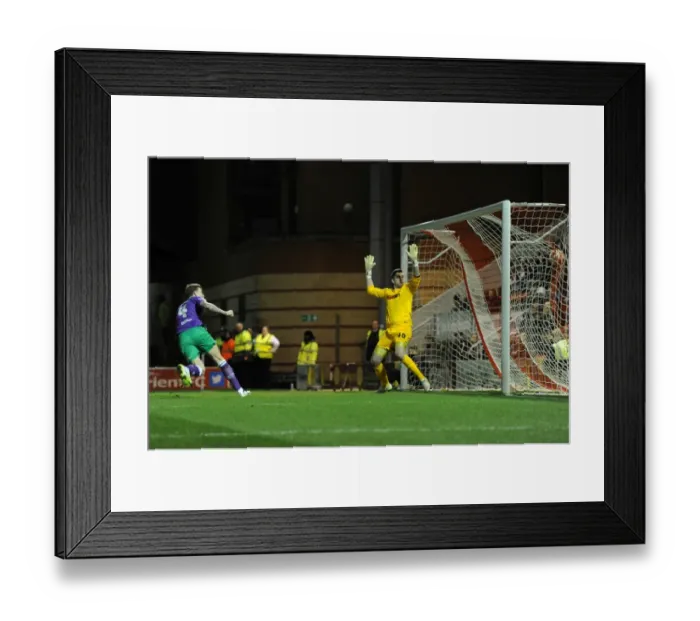 Framed Print : Aden Flint Scores the Game-Winning Goal for Bristol City against Leyton Orient, Sky Bet League One - March 3, 2015