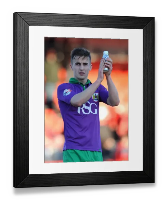 Framed Print : Bristol City's Joe Bryan Salutes Crawley Town Fans Framed Print : Bristol City's Joe Bryan Salutes Crawley Town Fans