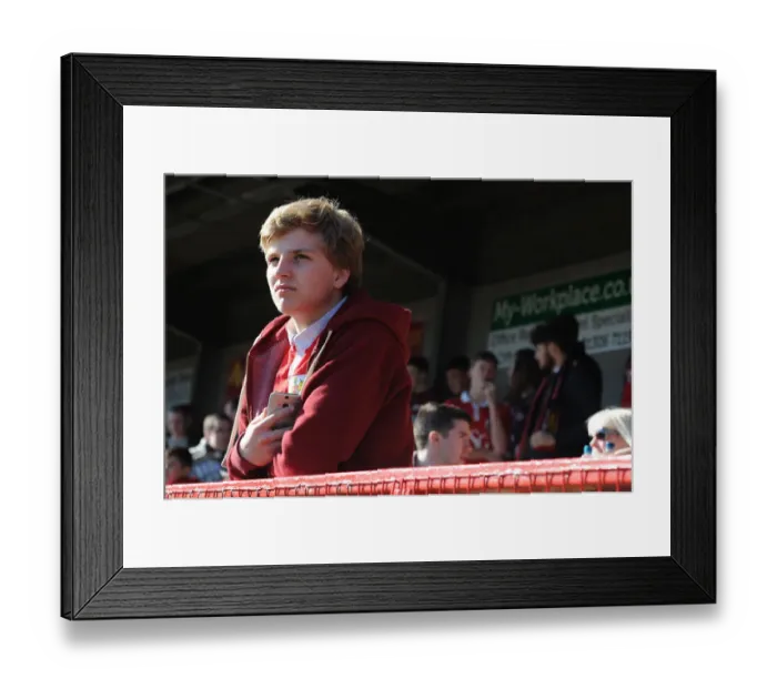 Framed Print : Bristol City Fan's Passionate Moment at Crawley Town's Broadfield Stadium (07.03.15) Framed Print : Bristol City Fan's Passionate Moment at Crawley Town's Broadfield Stadium (07.03.15)