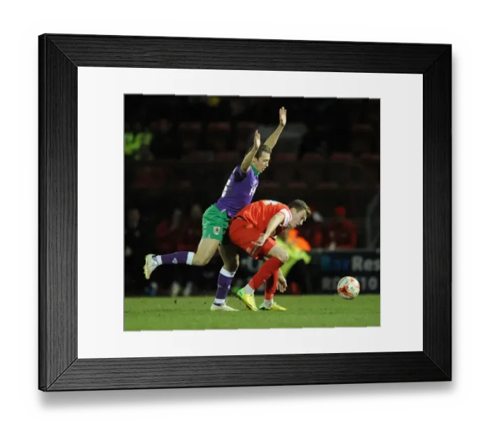 Framed Print : Bristol City's Luke Freeman Closes In on Leyton Orient's Ryan Hedges in Sky Bet League One Showdown