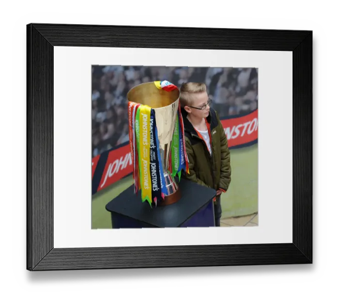 Framed Print : Bristol City FC Fans Celebrate with the Johnstones Paint Trophy at Cabot Circus Framed Print : Bristol City FC Fans Celebrate with the Johnstones Paint Trophy at Cabot Circus