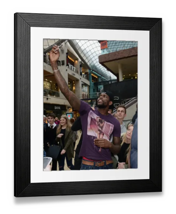 Framed Print : Bristol City's Jay Emmanuel-Thomas Snaps a Selfie at Cabot Circus during Johnstones Paint Trophy Match