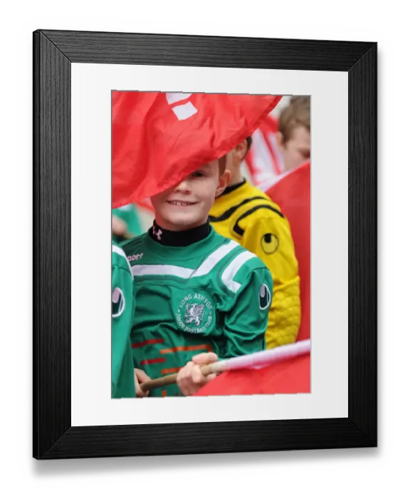 Framed Print : Flag Bearer at Ashton Gate: Bristol City vs Gillingham, Sky Bet League One, 14th March 2015 Framed Print : Flag Bearer at Ashton Gate: Bristol City vs Gillingham, Sky Bet League One, 14th March 2015