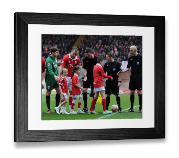 Framed Print : Sky Bet League One Showdown: Bristol City vs Gillingham, March 14, 2015 Framed Print : Sky Bet League One Showdown: Bristol City vs Gillingham, March 14, 2015